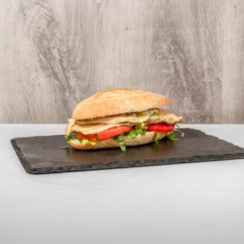 bar_cafeteria_el_rincon_de_naranjo_bocadillo_de_pechuga_de_pollo_550x440
