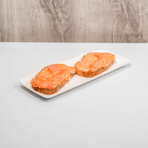 bar_cafeteria_el_rincon_de_naranjo_tostada_de_queso_filadephia_y_salmon_ahumado_550x440