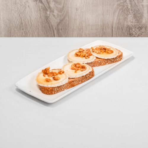 bar_cafeteria_el_rincon_de_naranjo_tostadas_de_rulo_de_cabra_miel_y_nueces_550x440