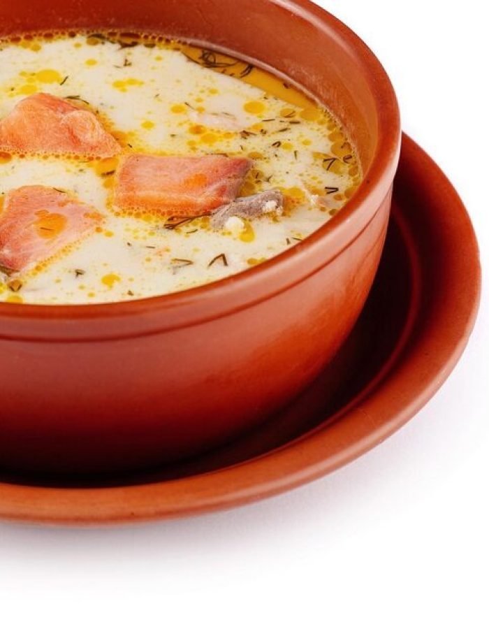 imgi_27_creamy-finnish-salmon-soup-with-dill-potatoes-rustic-brown-bowl_711700-26460